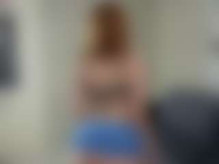 Live cam show with Dalukassanc - Blue Eyes on StripNow