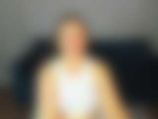 Live cam show with Elizabet - Roleplay on realtime-chat
