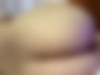 JeannetteTep's Live Sex Cam Show