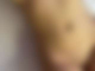 Live cam show with JeannetteTep - Spank on Camsoda