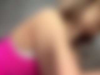 JeannetteTep's Live Sex Cam Show