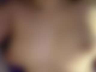 Live cam show with JeannetteTep - Natural on Camsoda