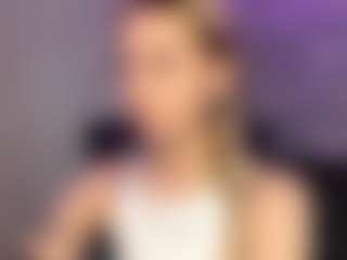 Live cam show with KatelynFitzen - Moaning on sexylive.show
