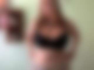 Live cam show with MaricruzWeisbrod - Granny BBW on Dolls Live