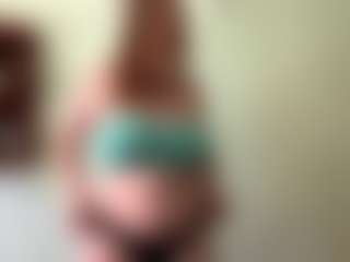 Live cam show with MaricruzWeisbrod - Squirt on Free Soda