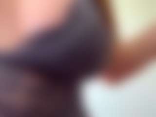 Live cam show with MaricruzWeisbrod - Granny Brown Hair on TeamSkeetLive