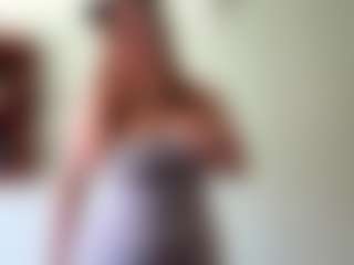Live cam show with MaricruzWeisbrod - Tattoos Granny on SinfulBabes