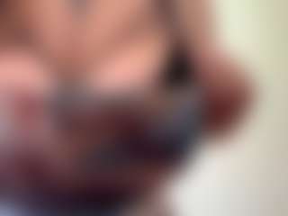 Live cam show with MaricruzWeisbrod - Granny on madthumbs