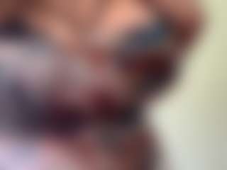Live cam show with MaricruzWeisbrod - Striptease Granny on liverealitysex.com