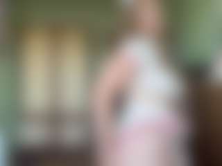 Live cam show with MaricruzWeisbrod - Granny on xDating