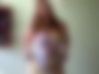 Live cam show with MaricruzWeisbrod - Granny Squirt on Camsoda