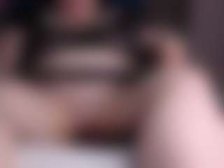 Live cam show with Sew - Twerking on Free Soda