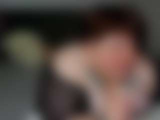 Live cam show with Sew - Moaning on Hubzter Live