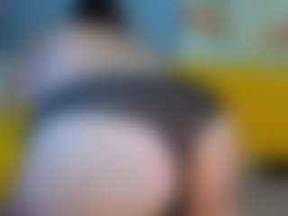 Live cam show with Sew - Upskirt on Chatstar