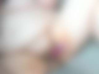 Live cam show with Sew - Body Massage on Camsoda Late Night