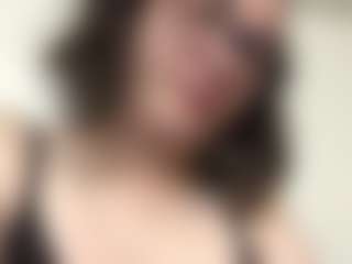 AzzyRay's Live Sex Cam Show