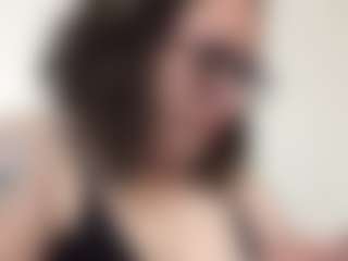 AzzyRay's Live Sex Cam Show