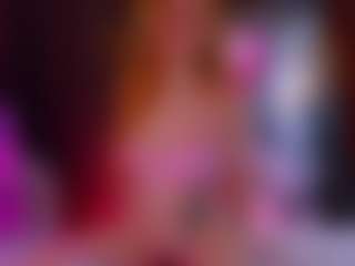 Live cam show with AmyLindsey - Genital Piercings on Free Soda
