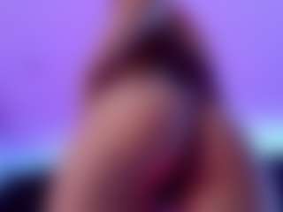 Live cam show with AmyLindsey - Red Hair Squirt on nudelive.tv