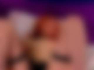 AmyLindsey MILF webcam performer live streaming
