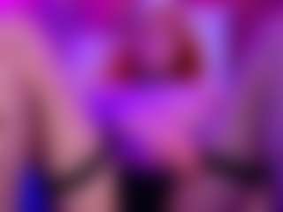 Live cam show with AmyLindsey - Teen (18+) on Camsoda