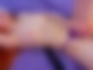 Live cam show with AmyLindsey - Red Hair Middle Aged on Instabang