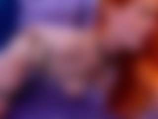 AmyLindsey MILF webcam performer live streaming