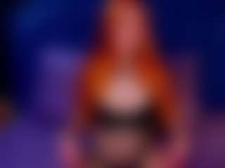 AmyLindsey MILF webcam performer live streaming