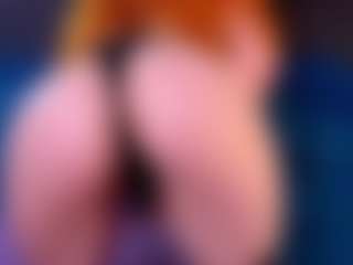 Live cam show with AmyLindsey - MILF Teen (18+) on livesexfox.com