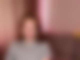 Live cam show with ArlaMarusarz - Facial on Camsoda