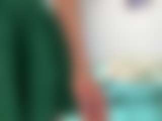 Live cam show with ArlaMarusarz - Striptease on sexytreat.net