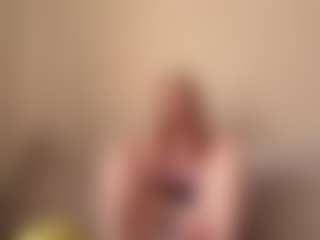Show en direct avec ArlaMarusarz - Amateur sur Camsoda