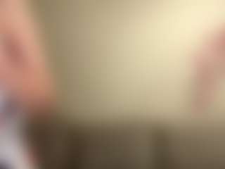 Live cam show with ArlaMarusarz - Handjob on fapnchat