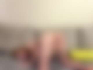 Live cam show with ArlaMarusarz - Drinking on sexylive.show