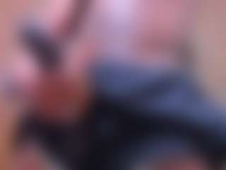 Live cam show with Chocolateexotic - Muscular on CamwithHer