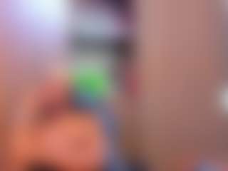 Live cam show with Chocolateexotic - Muscular on Camiplay Live