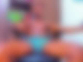 Live cam show with Chocolateexotic - Tease on Milf Play