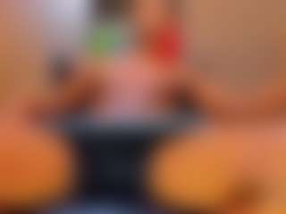 Live cam show with Chocolateexotic - Smoking on Camsoda