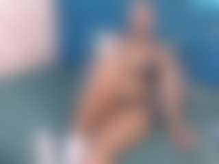 CurvyBootiliscious88's Live Sex Cam Show