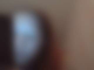 Live cam show with Molly - Nipple Piercings on livesuperchat.net