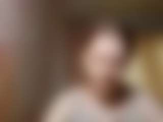 Live cam show with Molly - Average on camwithhim.com