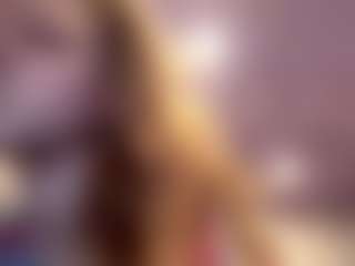 Live cam show with Molly - Blue Eyes on livesuperchat.net