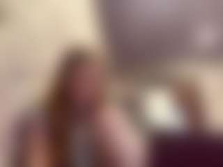 Live cam show with Molly - Red Hair on xplaylive.com