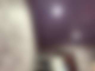 Live cam show with Molly - Bedroom Red Hair on Dare Cams
