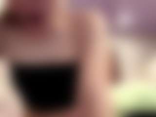 Live cam show with Molly - Average on ObeyMaria