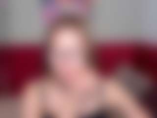 Live cam show with EmmaEthereal - Camel Toe on crypto-cams