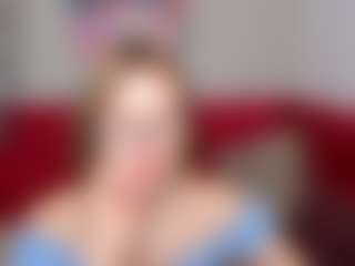 Live cam show with EmmaEthereal - Dance on Spunkpage