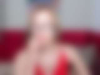 Live cam show with EmmaEthereal - Glasses on Cam Slut