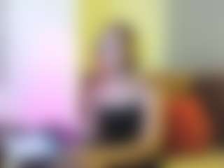 Live cam show with EmmaEthereal - Thong on live18s.com