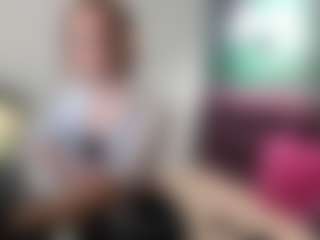 Live cam show with EmmaEthereal - Camel Toe on Streamer API